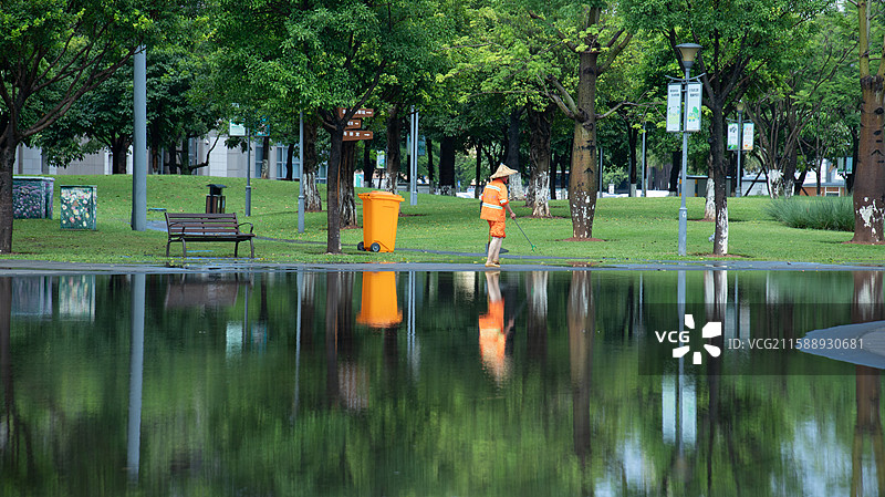 厦门同安苏颂公园环卫工人图片素材