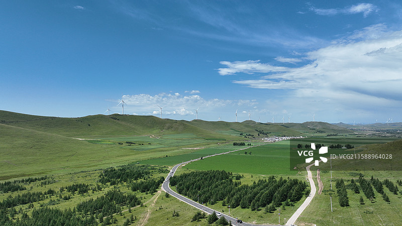 航拍8月份的河北承德丰宁神仙谷七彩森林景区图片素材