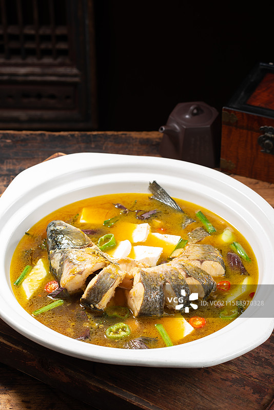 土烧有机鱼图片素材