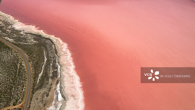 卡尔巴里粉湖鸟瞰图片素材