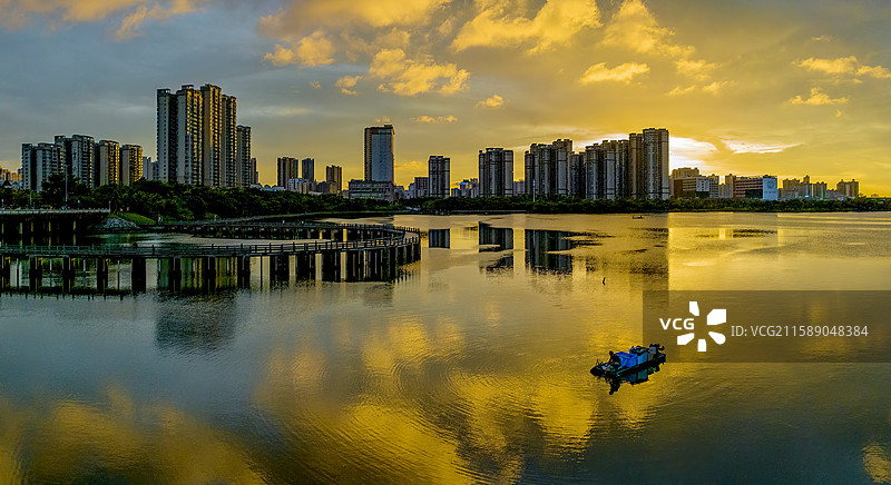 《平湖秋色》图片素材