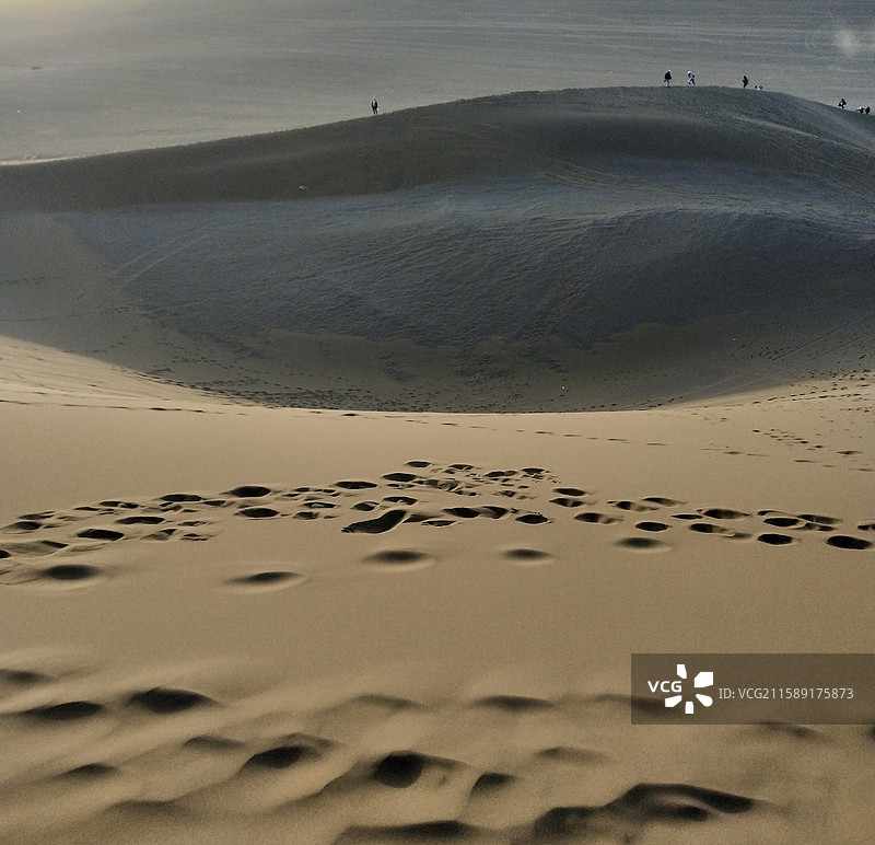 新疆吐鲁番库姆塔格沙漠图片素材