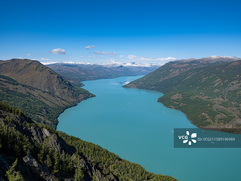 新疆阿勒泰喀纳斯观鱼台图片素材