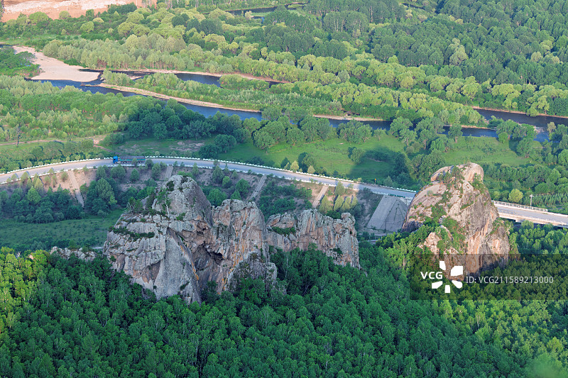 内蒙古自治区牙克石市巴林镇喇嘛山晨雾图片素材