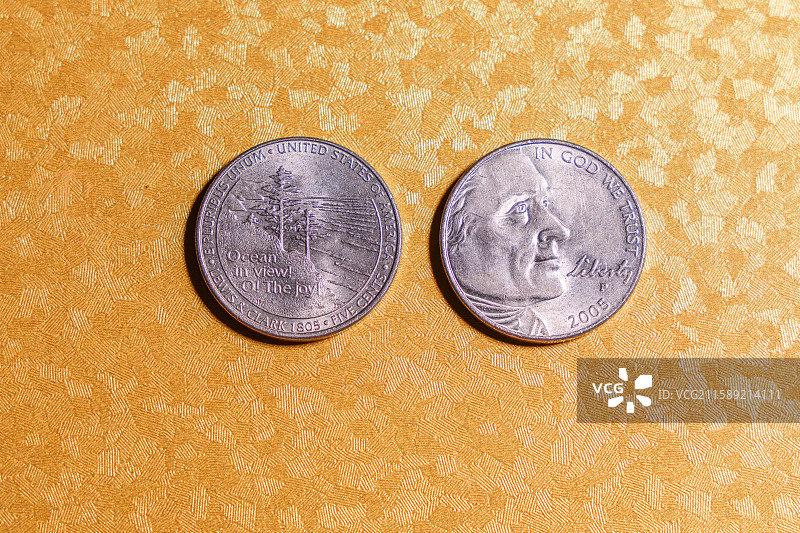 纪念货币 西行历程系列 美国5美分硬币 托马斯·杰斐逊肖像与1805年抵达太平洋 ​图片素材