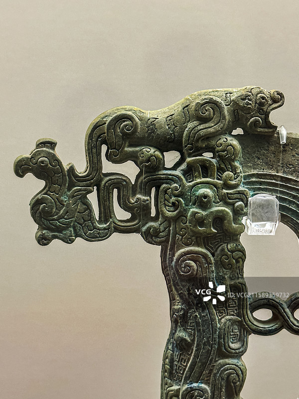 春秋 三联戈形钺 叶县文物局图片素材