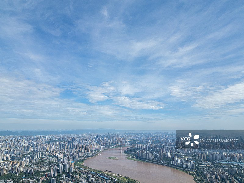 航拍重庆长江两岸九龙坡区与巴南区图片素材