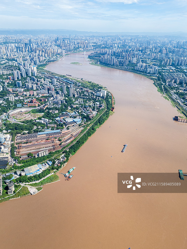 航拍重庆长江两岸九龙坡区与巴南区图片素材