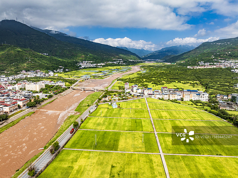 四川汉源九襄山水田园生态画卷稻田风光图片素材