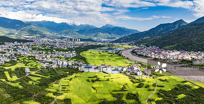 四川汉源九襄山水田园生态画卷稻田风光图片素材