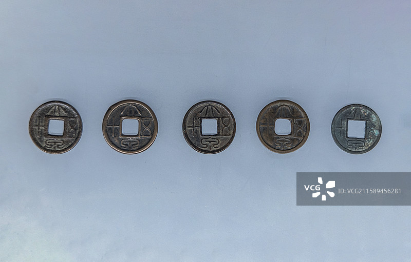 内蒙古博物院：“大泉五十”钱币（新莽，内蒙古博物院藏，三级文物）图片素材