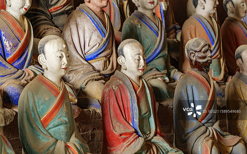 山西省忻州市五台县佛光寺东大殿雕塑图片素材