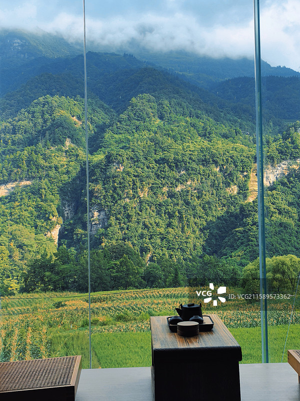 民宿窗景图片素材