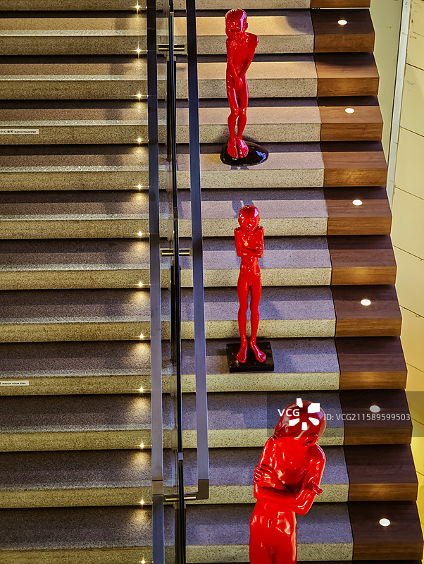 北京侨福芳草地购物中心陈列的艺术品Beijing Qiaofu Fangcaodi Shopping图片素材