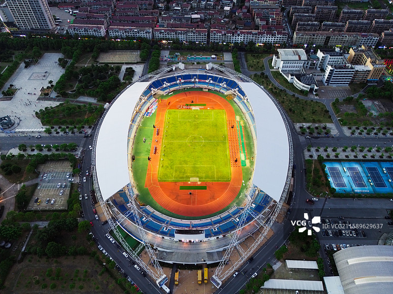 航拍鹰潭市体育场，备战赣超真草皮图片素材