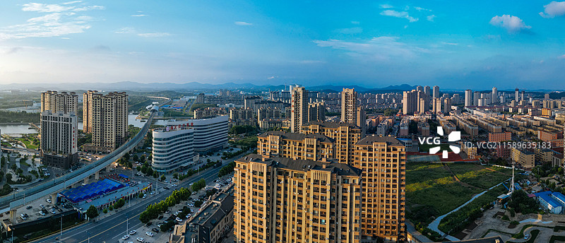 大连 普兰店区 长店堡村 世纪路 航拍图片素材