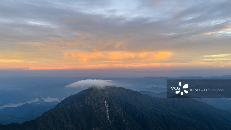 武功山的两天一夜图片素材