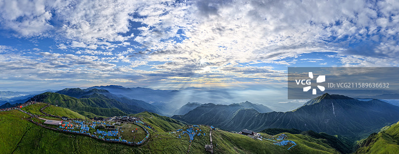 武功山的两天一夜图片素材