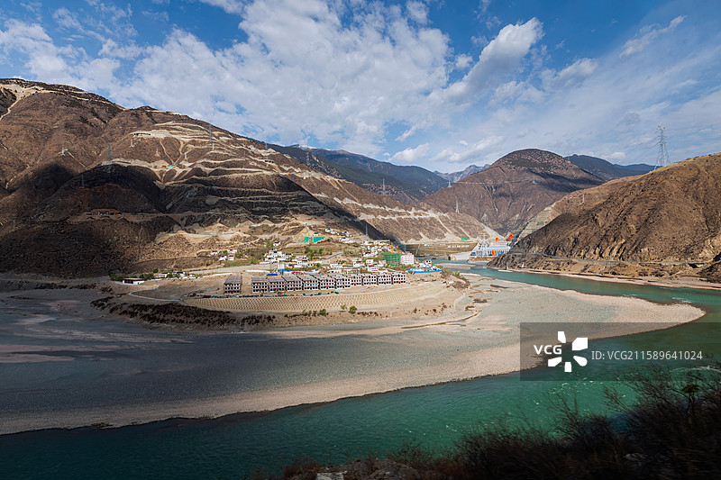 西藏行（川藏318青藏109）巴塘到左贡（觉巴山 东达山 如美镇）图片素材