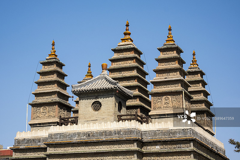 内蒙古呼和浩特五塔寺金刚座舍利宝塔图片素材