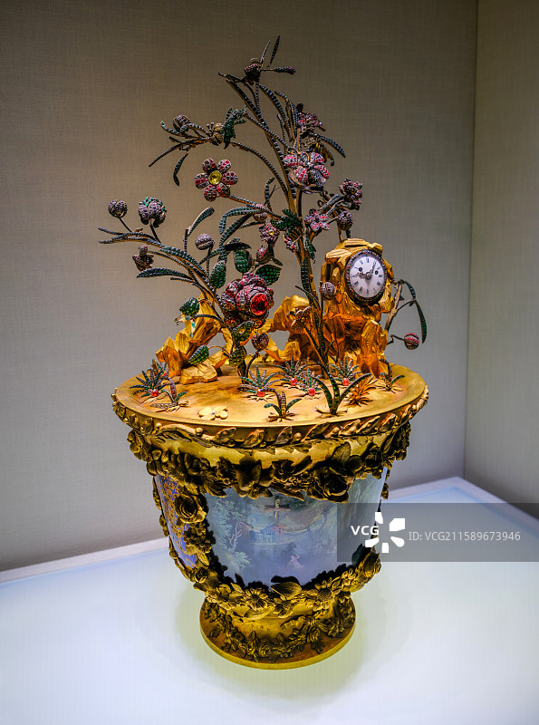 铜镀金花盆式表 英国制造 北京故宫博物院珍宝馆图片素材