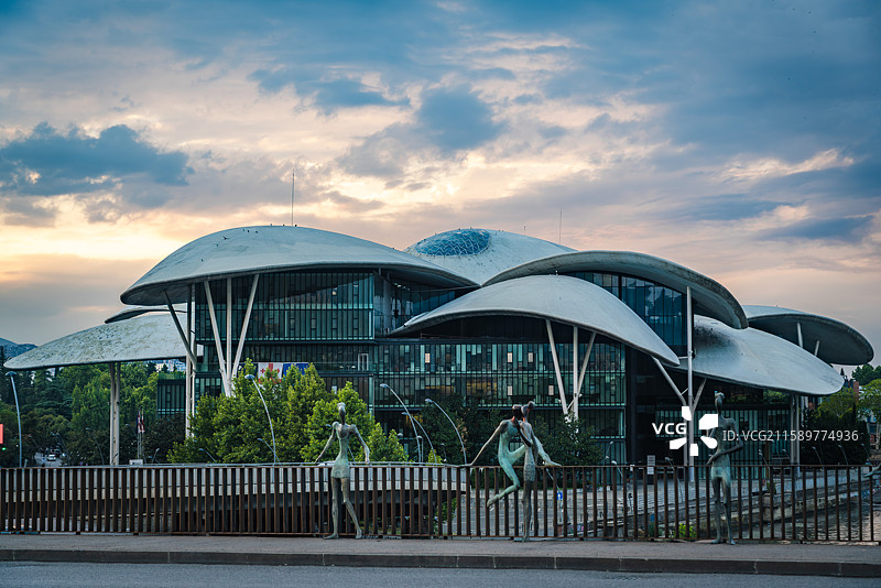 格鲁吉亚第比利斯的街景及建筑图片素材