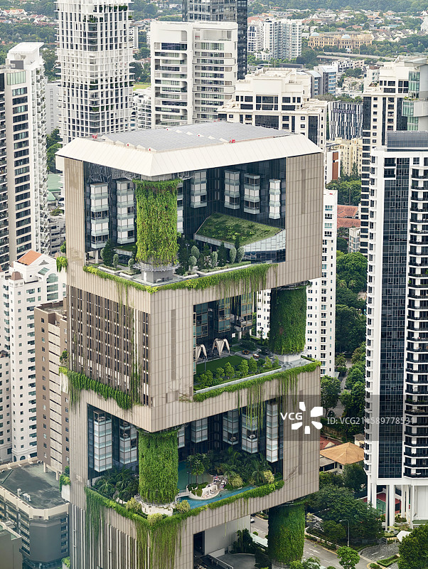 从新加坡乌节路ION商场55楼观景台俯瞰泛太平洋酒店图片素材