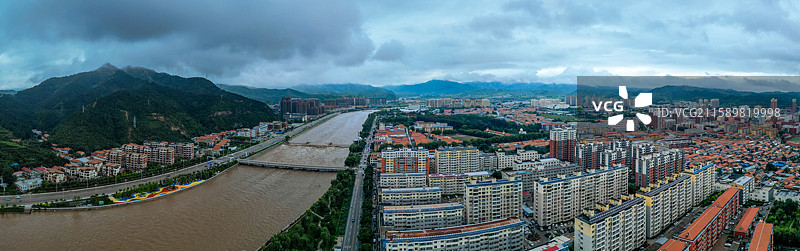 隆化县 下洼子村 苔山公园 航拍 西山村图片素材