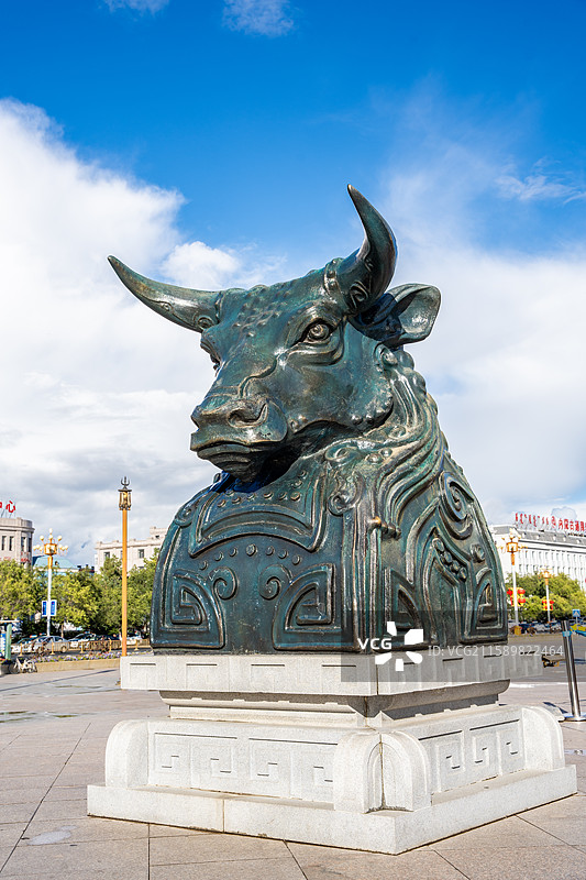 呼伦贝尔市成吉思汗广场图片素材