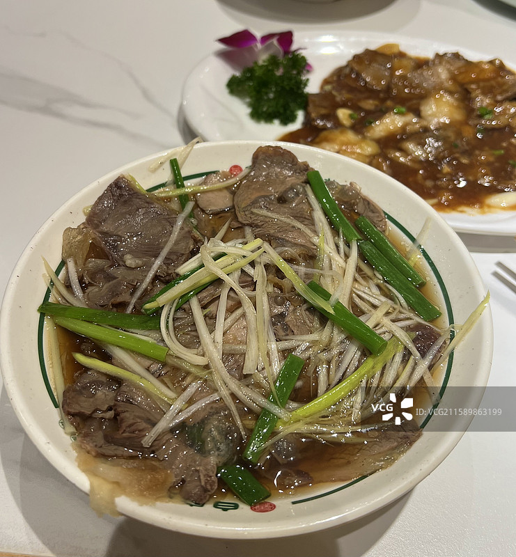 保定美食牛肉罩饼图片素材