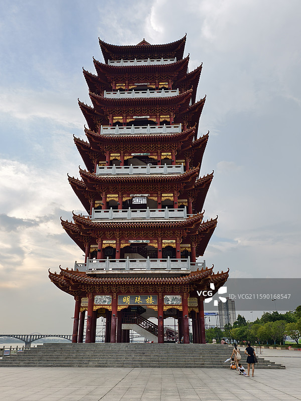 平南县城地标明珠楼图片素材