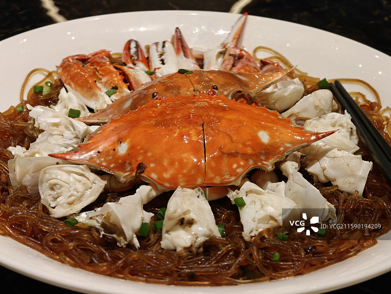 福州高端宴会厅围桌特色美食盛宴图片素材