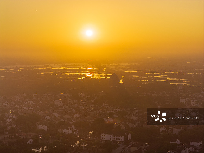 湖州荻港古镇日出航拍 桑基鱼塘江南图片素材