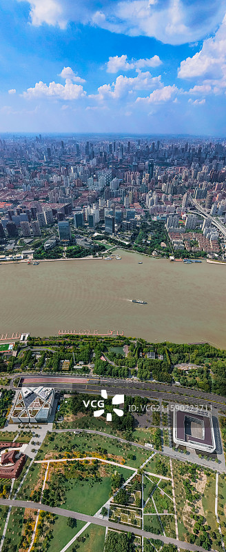 航拍世博地区后滩世博文化公园城市天际线图片素材