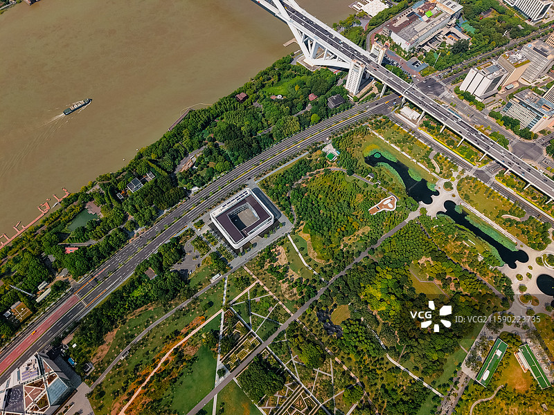 航拍世博地区后滩世博文化公园城市天际线图片素材