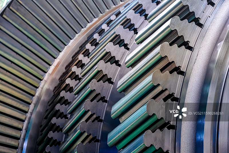 国产燃气轮机 汽轮机叶片 发电站热电转换电气装备 流体力学工业皇冠 上海临港新质生产力保障能源安全图片素材