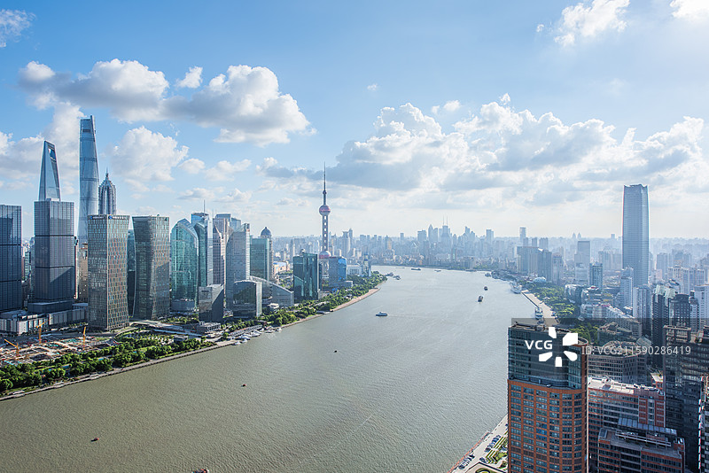 虹口杨浦滨江黄浦江陆家嘴北外滩东方明珠金茂环球金融上海中心大厦蓝天白云水晶天白天白昼图片素材