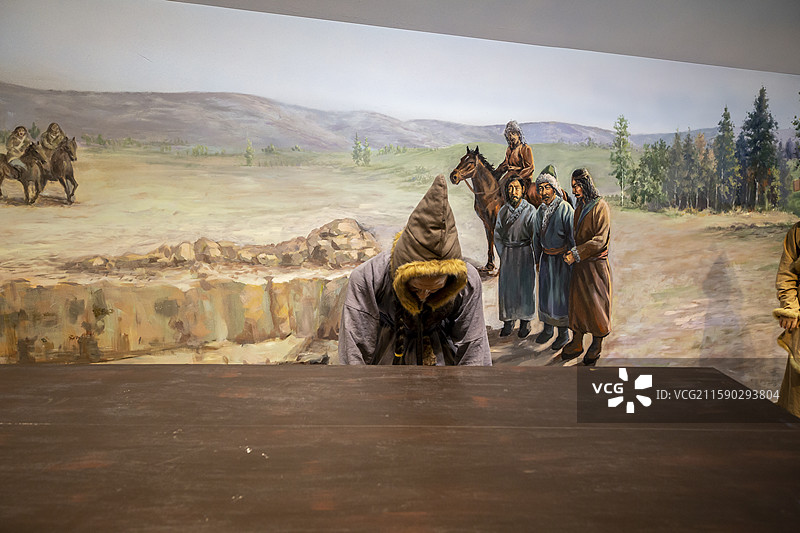 呼和浩特市王昭君博物院：祭祀礼仪（匈奴民族的原始信仰是萨满教，祭拜天、地、日、月、先祖，敬畏鬼神）图片素材