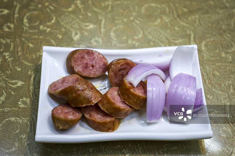 卤肉，香肠，洋葱，凉菜图片素材