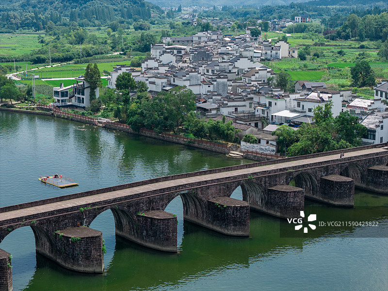 安徽黄山休宁县齐云山登封桥图片素材