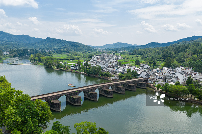安徽黄山休宁县齐云山登封桥图片素材