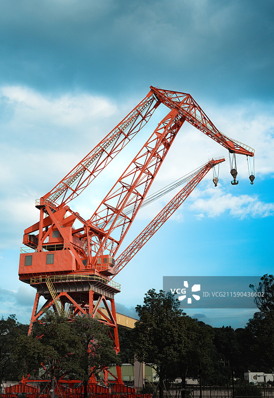 福州马尾船政文化博物馆里的塔吊机图片素材