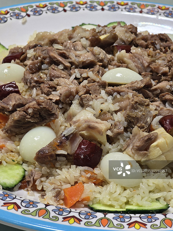 新疆羊肉手抓饭图片素材