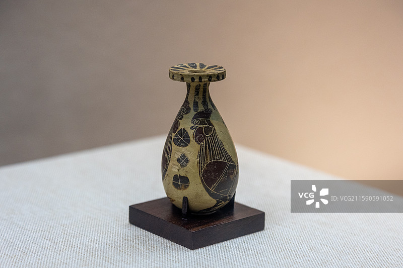 古希腊科林斯丨雪花石膏瓶图片素材