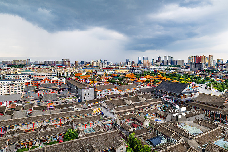 内蒙古呼和浩特大召与塞上老街城市风光图片素材
