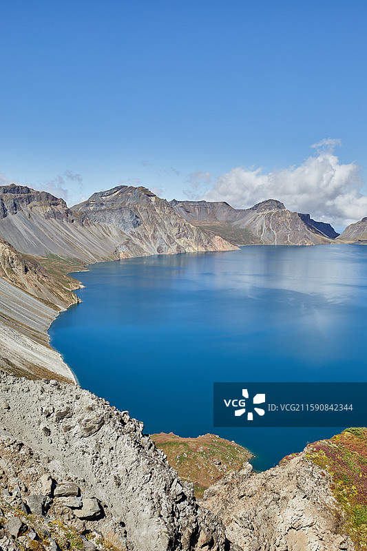 吉林省白山市长白山自然保护区风景区长白山南坡天池风光图片素材