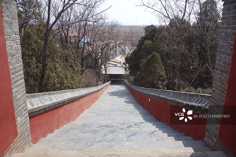 河北省秦皇岛市山海关：孟姜女庙贞女祠108级石阶图片素材