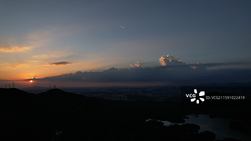 深圳东部华侨城（马峦山）山顶风光图片素材