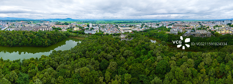 云南省德宏州陇川县森林公园图片素材