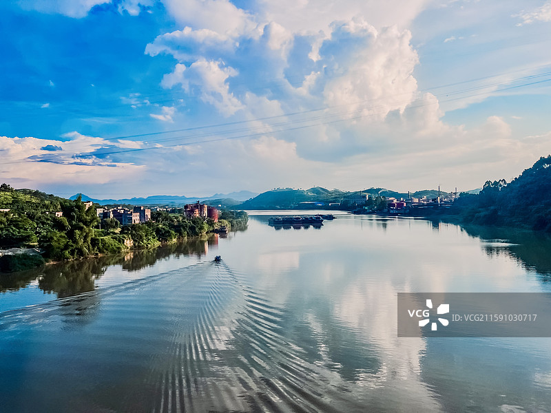 碧水蓝天家乡美图片素材
